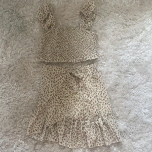 Kjol & klänning  - Set från Shein 