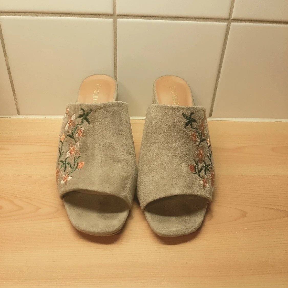 Broderade klackar - 90