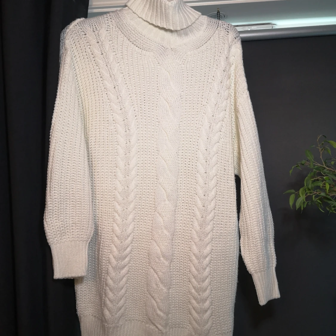 Stickad klänning/hoodie