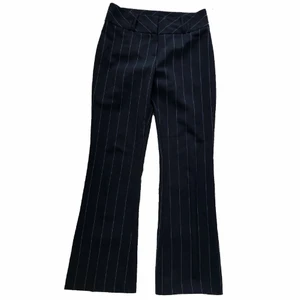 Kostymbyxor  - Jätte snygga och sköna att ha på sig!! Storlek 40