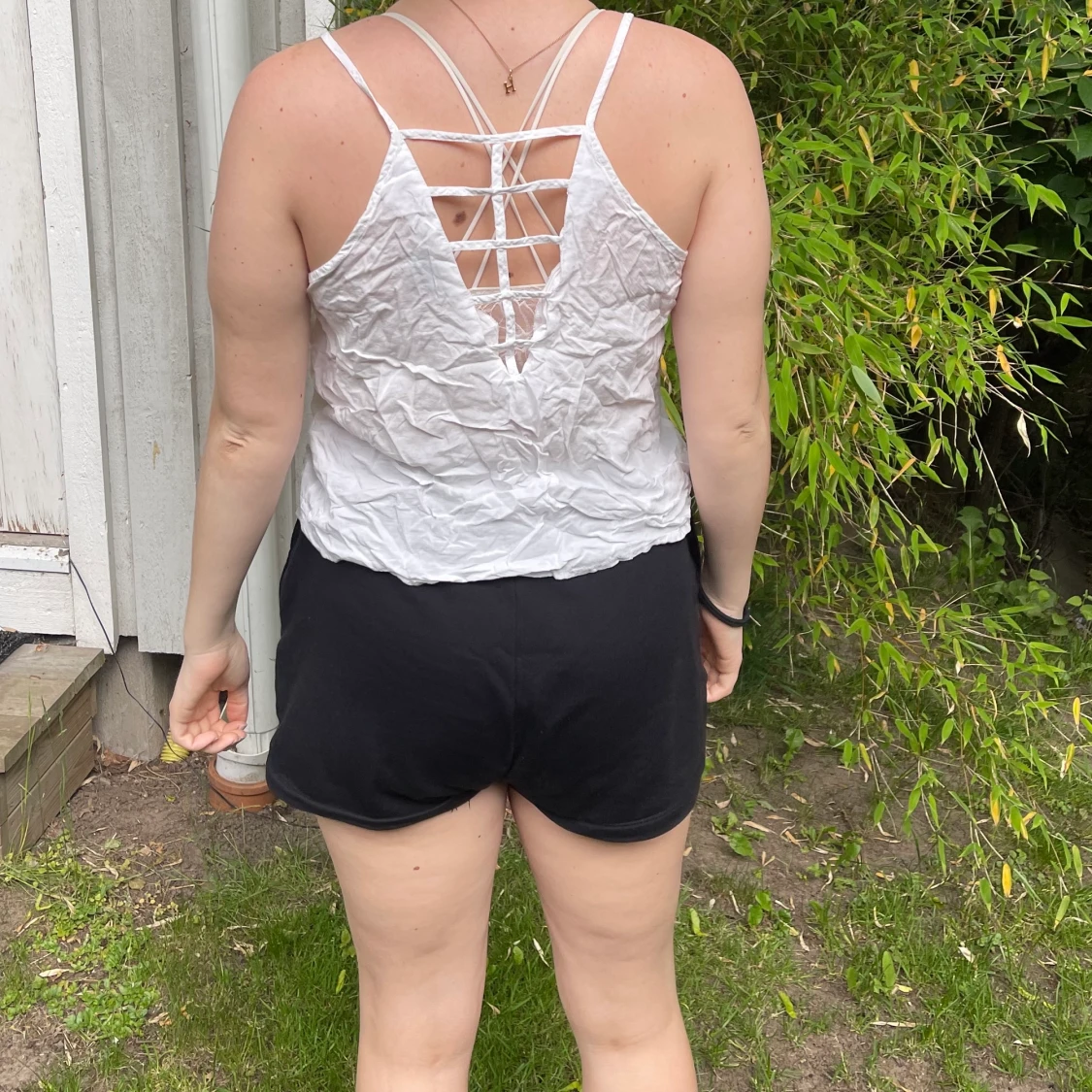 Söt vit topp i två färger - 90