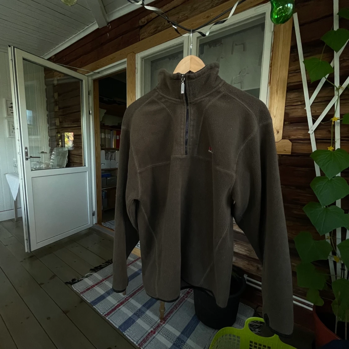 Brun Fleecetröja  - 90