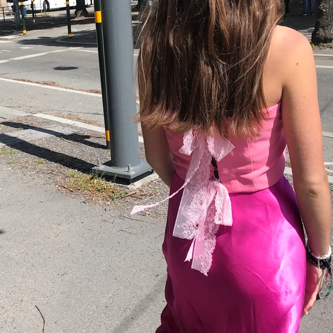 Rosa topp med rosett!