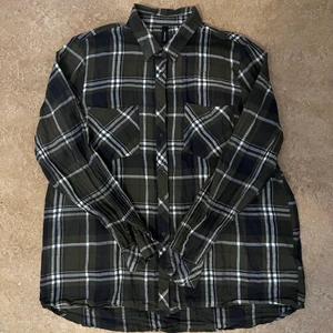 Superfin skjorta - Storlek S/M Som ny. 