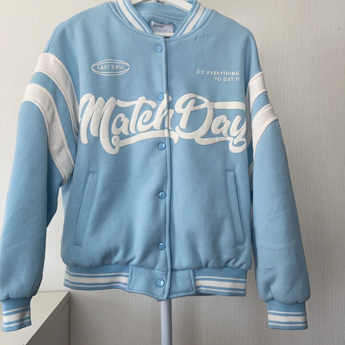 Varsity Jacka (pris kan diskuteras)