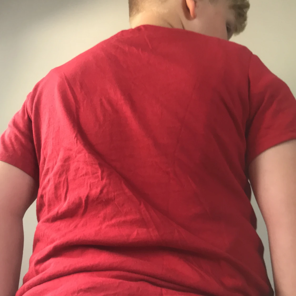 Jag säljer detta två pack med t-shirts! - 90