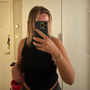 Tröja NA-KD  - Jätte fin topp ifrån NA-KD som nästan aldrig använts. 