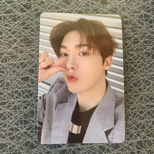 Sanha Astro pc photocard kpop - Sanha photocard! Tradear helst mot antingen Jinjin eller Moonbin, men kan tradea mot andra medlemmar också :) officiell och bra skick <3 frakten blir 13kr :)