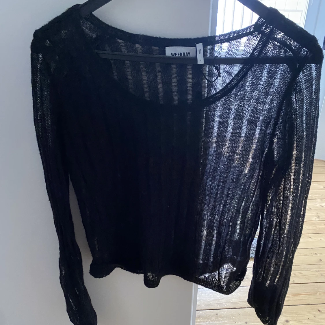 Weekday tröja - 90