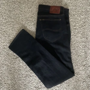 Lee jeans  - Lee Jeans Daren.  Storlek W 34 L32  Oanvända, nypris 1200