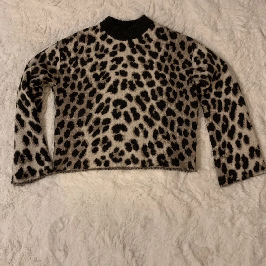 Stickad tröja från h&m