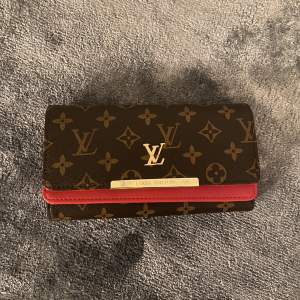 Louis Vuitton plånboks kopia i bra skick⭐️