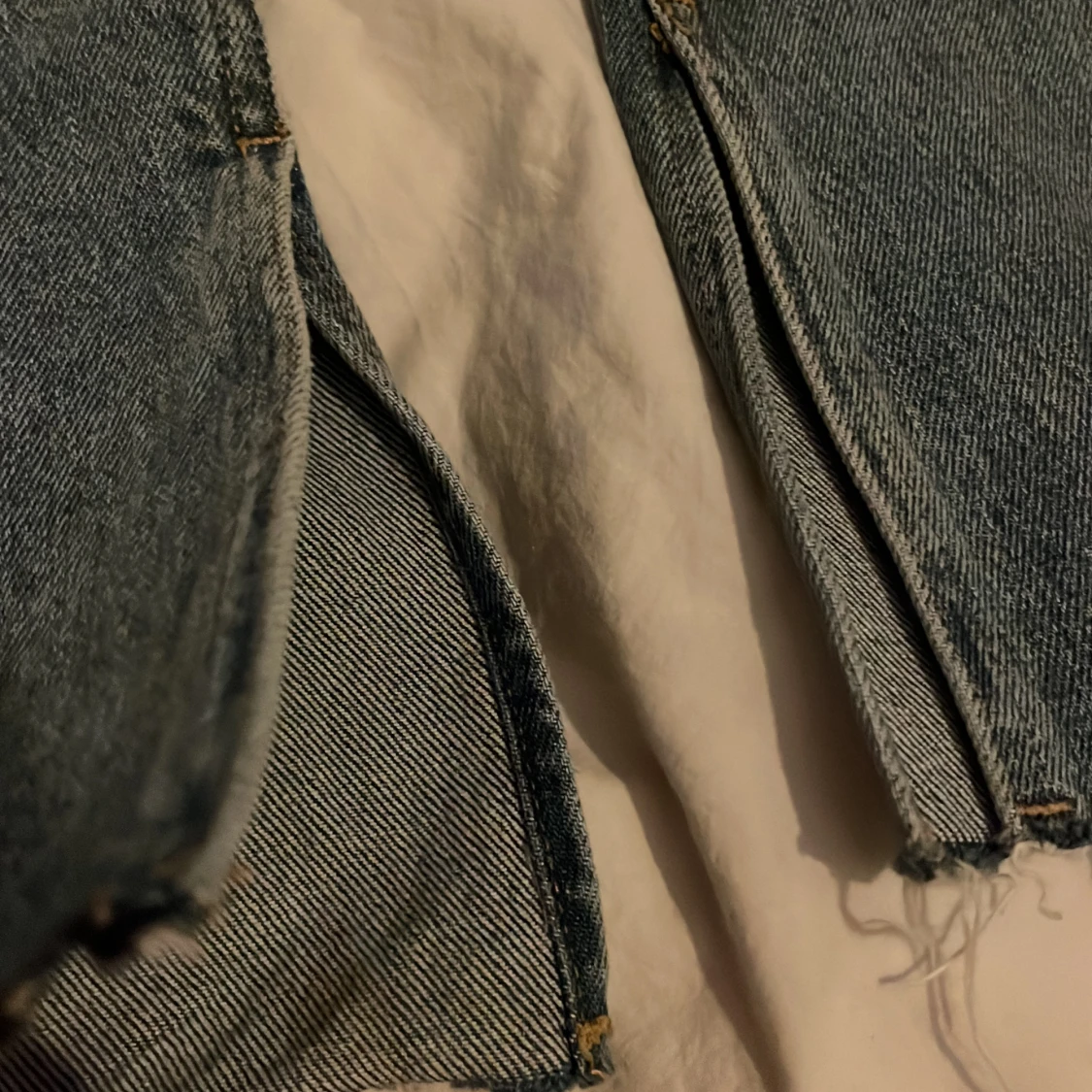 Normal missade jeans med slit - 91