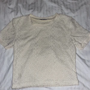 Zara topp - Topp från Zara, helt oanvänd! ❤️