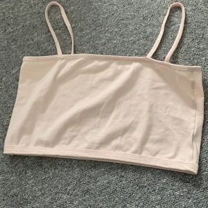 Magtröja💘 - En oanvänd magtröja från shein jag köpte den i fel stolek och kan fortfarande inte ha den💘