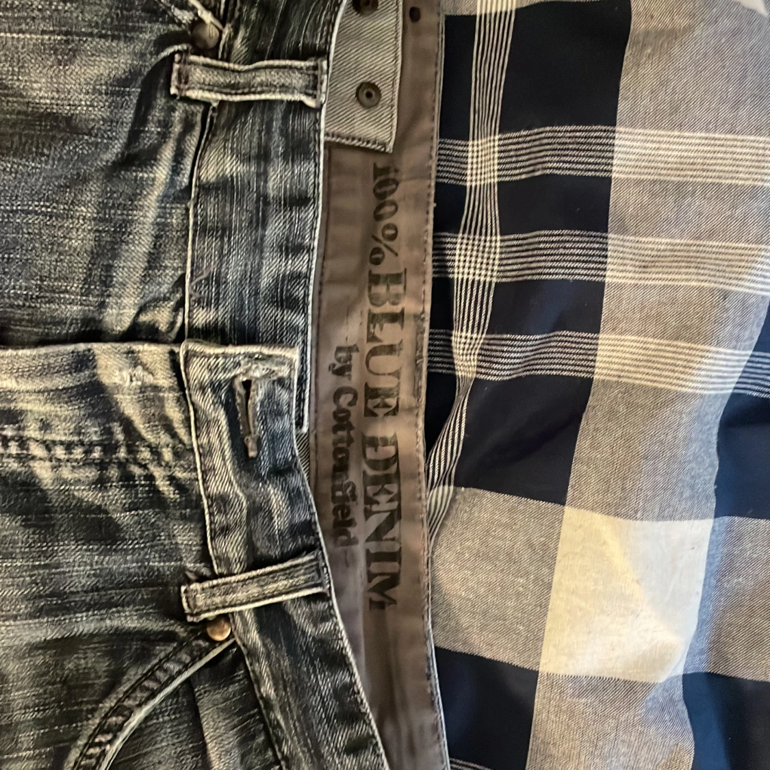 mörka låga jeans - 91