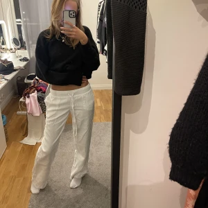 Linnebyxor Alobha  - Linnebyxor från Alobha, jättefina och perfekt storlek ❤️köp direkt 500kr