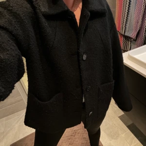 Kappa, Monki - Svart kappa från Monki!