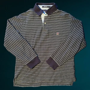 Tommy Hilfiger shirt - Tommy Hilfiger skjorta. Size M. Fint skick.