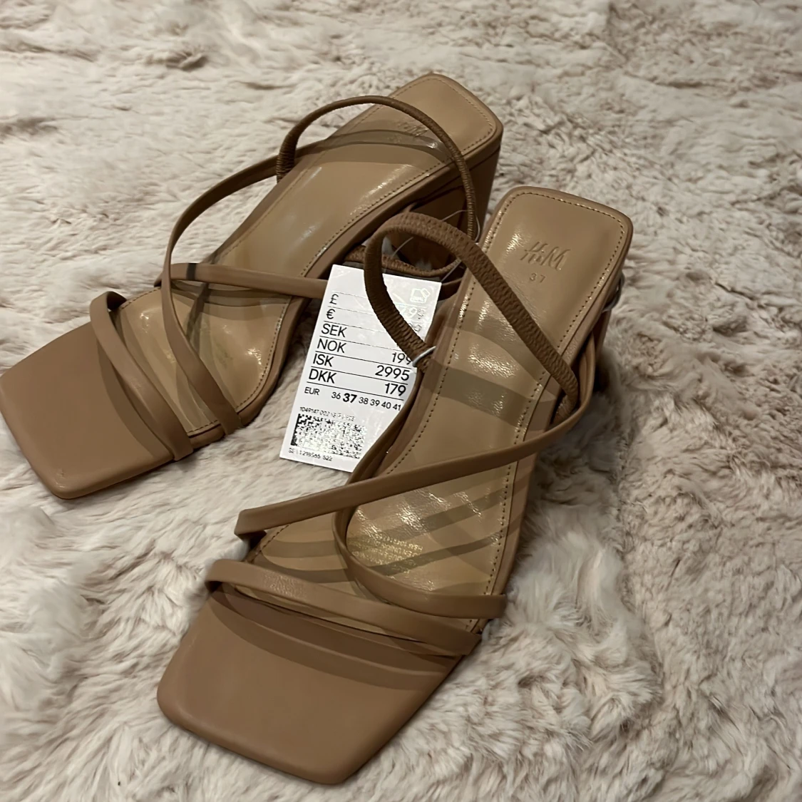 Klackar hm storlek 37