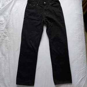 Svarta MC GORDON jeans i bra skick. Storlek W34 L32