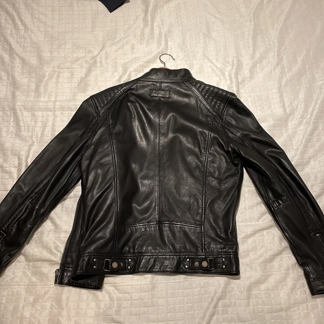 Snygg skinnjacka från Rockandblue  - 90