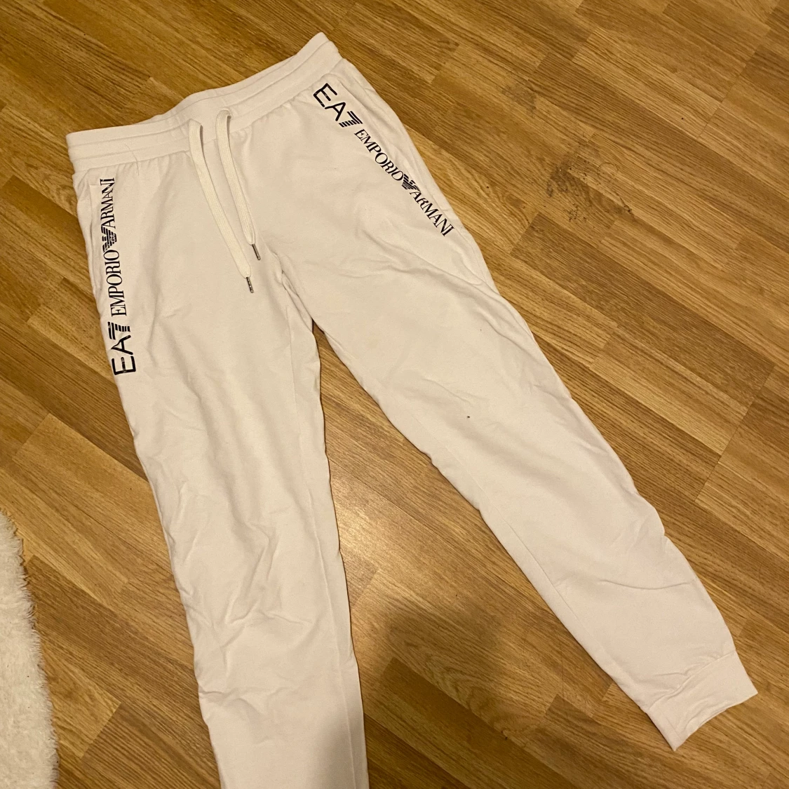 Emporio armani byxor  - 90