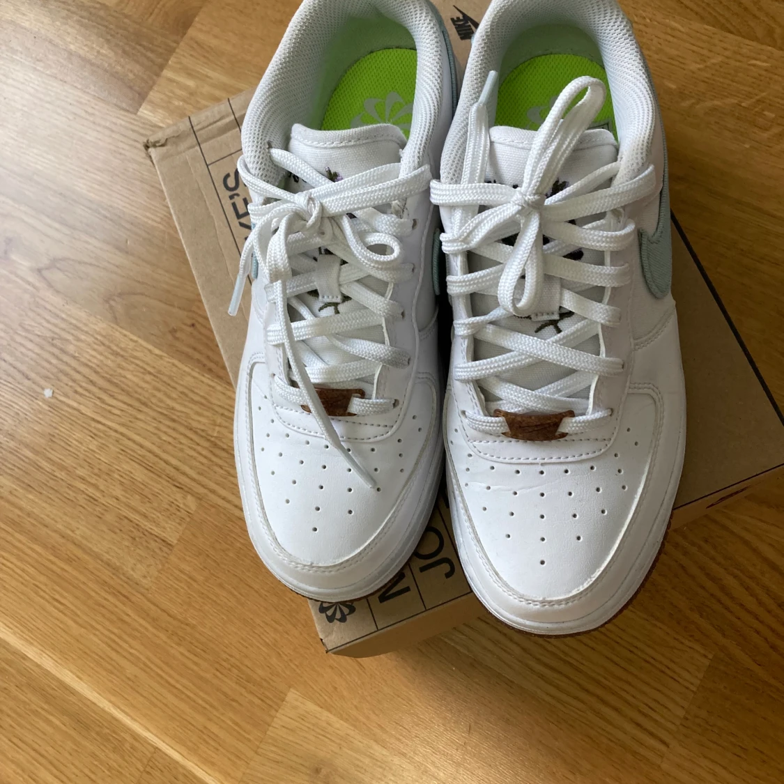 Nike Air Force 1. Srorlek 37.5.  - 91