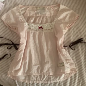 Odd molly topp -  Jättesöt Odd Molly blus i fint skick, storlek 0🌸