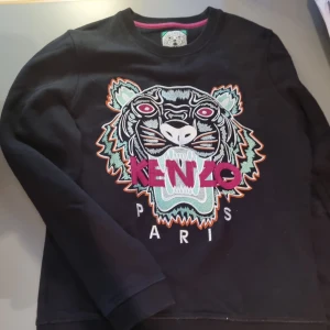 Kenzo - Sweatshirt som nu, ej original. STRL m men skulle säga S/M. 