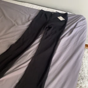 Byxor från Lager 157 - Säljer dessa helt nya byxor från lager 157 prislappen sitter kvar aldrig använda snorkel 160