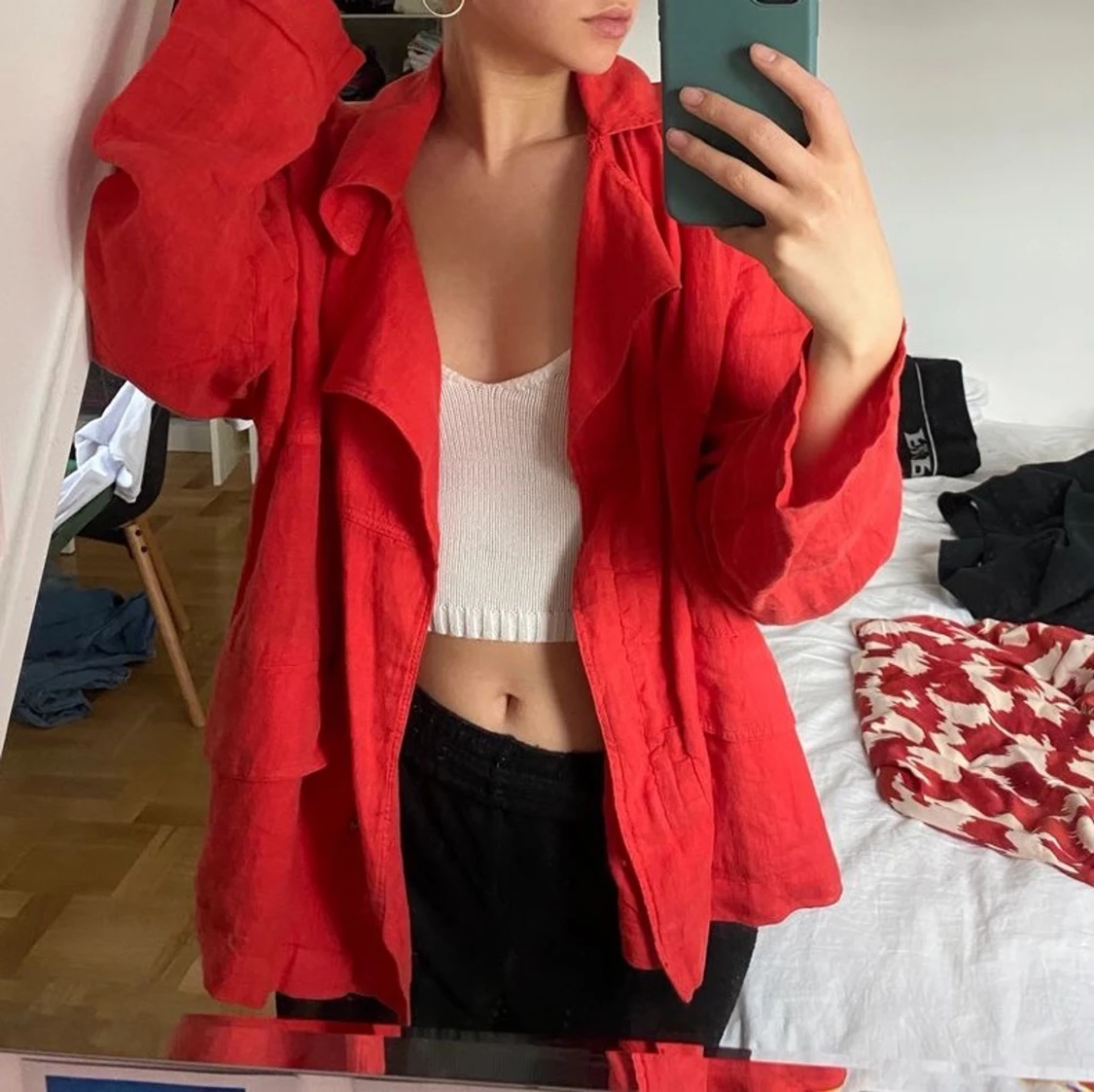 Röd linne jacka  - 91