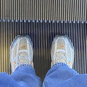 Nike skor - Snygga Nike skor i storlek 44.5! Köpare står för frakt 💘.