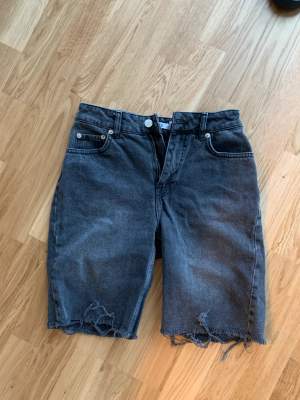 jeansshorts från NAKD  Oanvända 