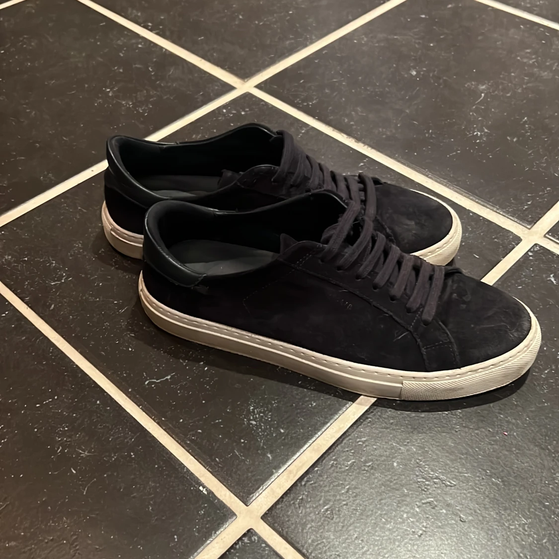 Arigatos clean 90 suede