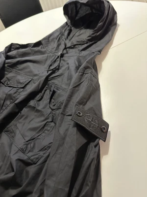 Stone Island Ghost  - Helt ny Stone Island Ghost Hoodie i vindmaterial