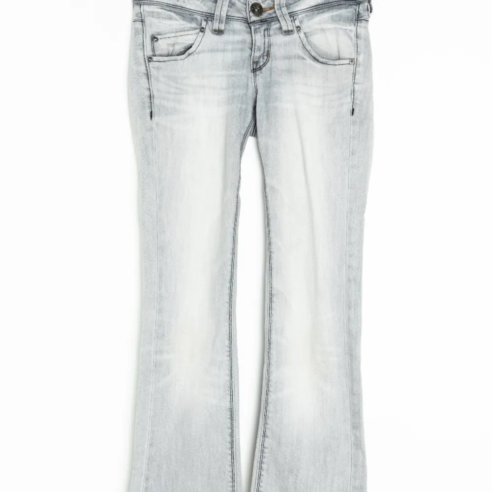 Säljer dessa underbara jeans från lee. Jeans & Byxor.