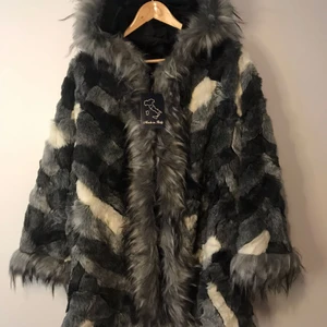 Fur coat - Brand New Beautiful fur coat. Write me if you have any question.