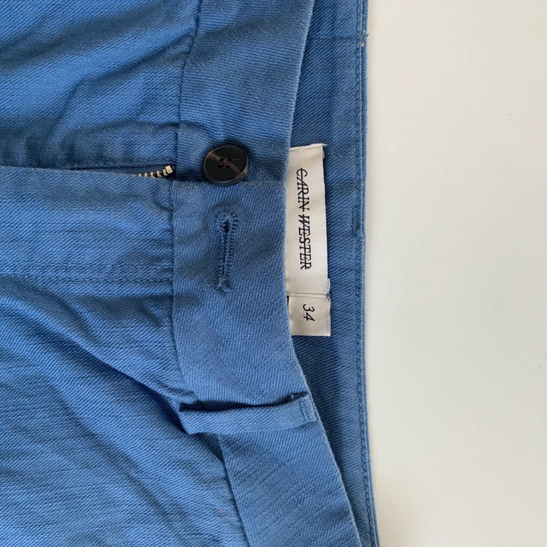 Blåa kostymbyxor från Carin Wester - 90