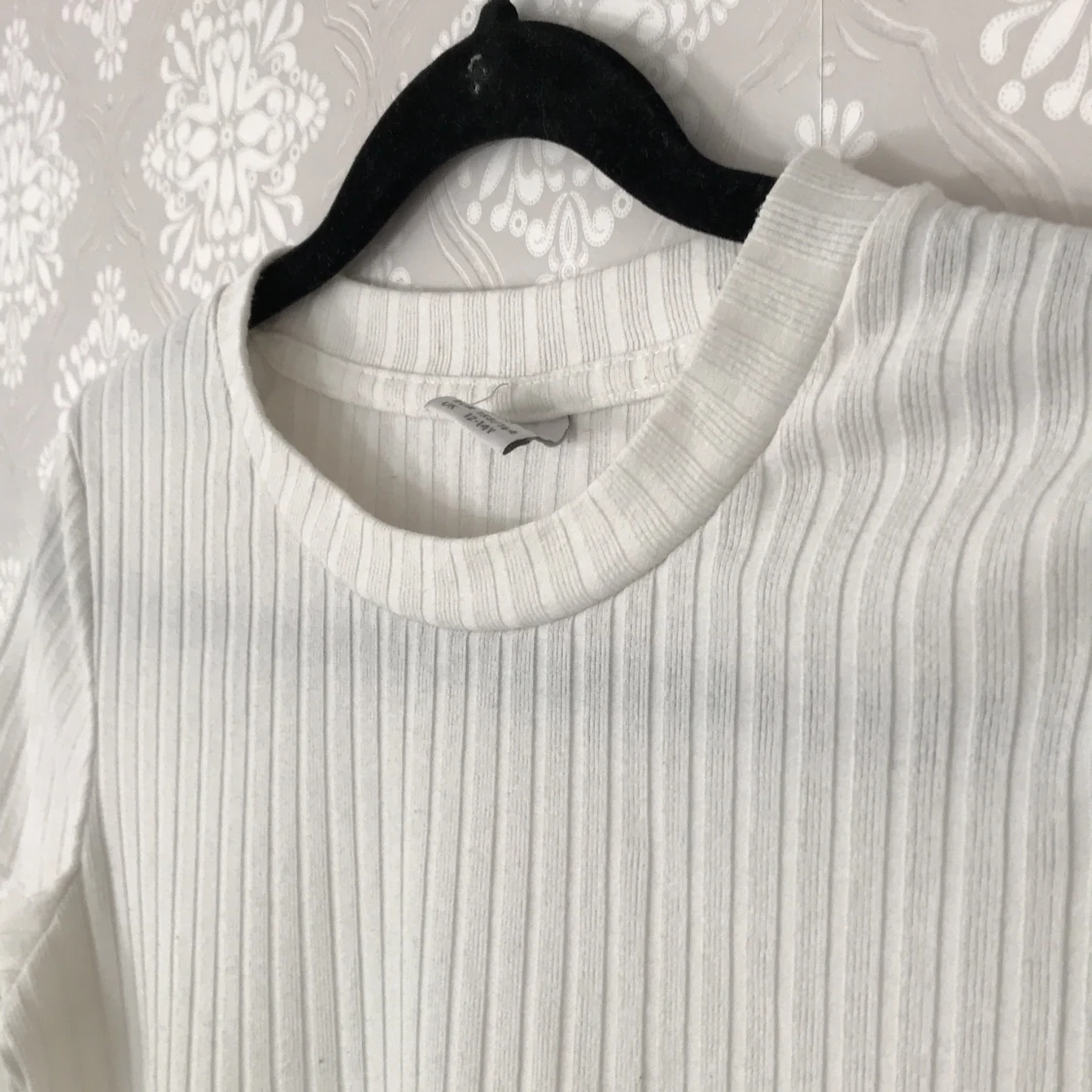 Vit ribbad t-shirt / topp - 90