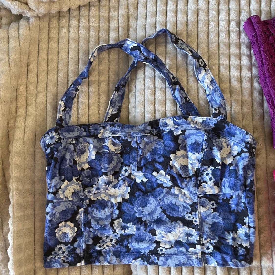 3 toppar storlek S - 90