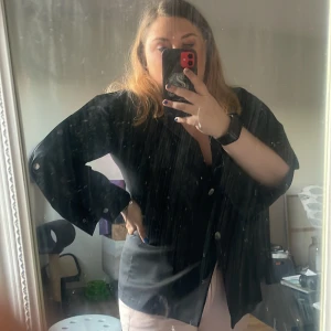 Svart kavaj från nkd - Helt ny! Storlek s/m 