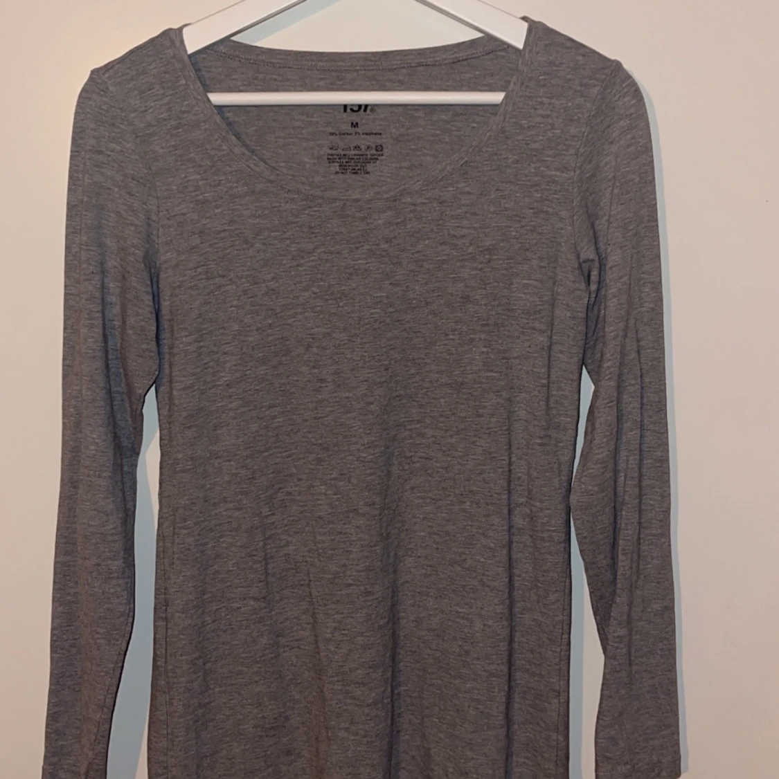 Lång tröja i storlek M