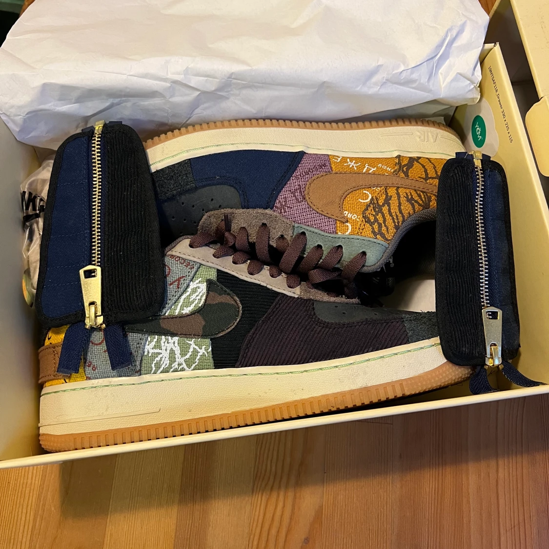Travis scott air force 1  - 90