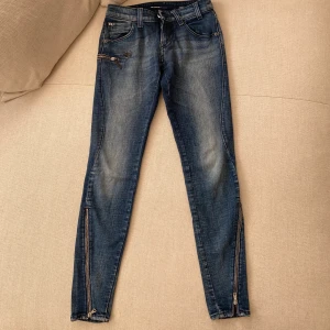 Miss sixty jeans  - Fina miss sixty jeans.  