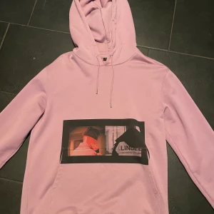 J.Lindeberg A/W 19 Hoodie  - Använd 3 gånger, nyskick. Nypris ligger på 1800!