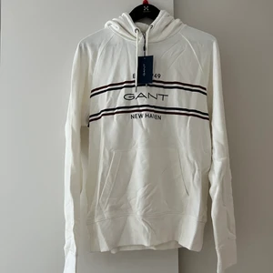 Gant hoodie - Aldrig använd.  Superpris, passa på!