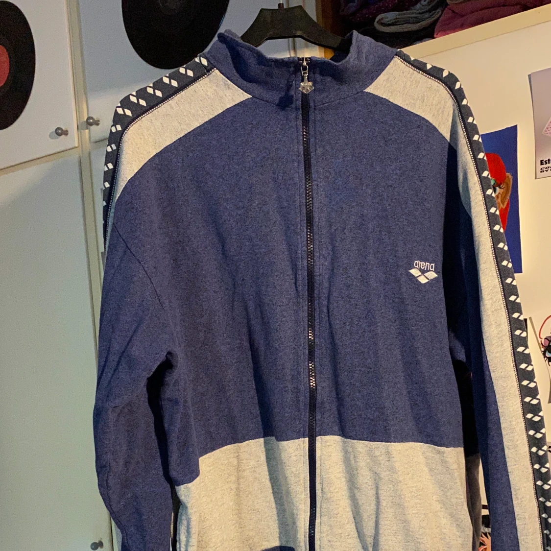 Blå Kofta från Arena