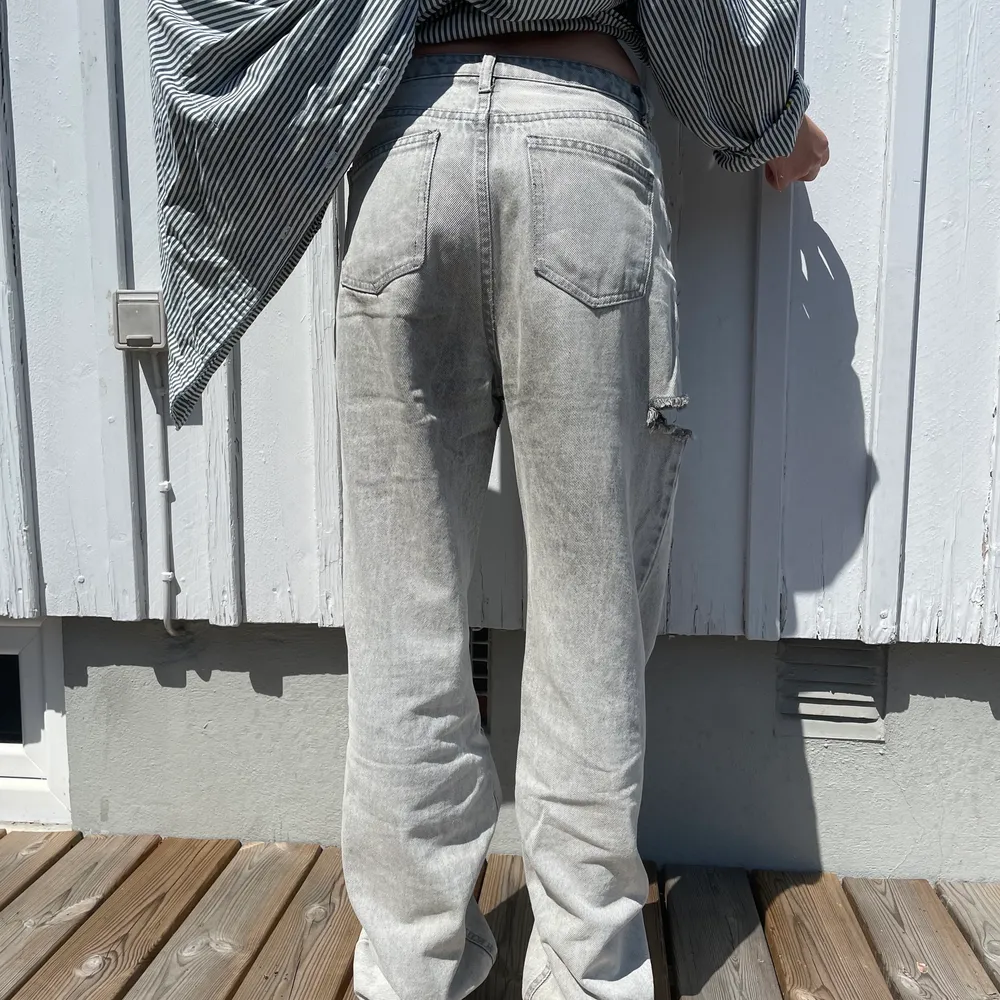 Jättecoola baggy jeans från Bershka . Jeans & Byxor.