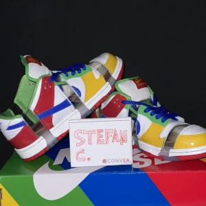 Nike dunk “EBay” - Wts Nike dunk ”Ebay”  Storlek: 38,5 Pris: 1299 För fler bilder eller info det bara skriv PM ( kan fraktas eller meet up Stockholm)🙌🏻 